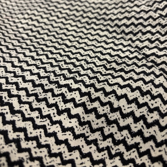 VTG Adrianna Papell Geometric Pattern Silk
Button Up Dress Midi Size 6 - Picture 6 of 7